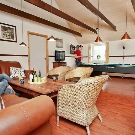 Sleeps 22 Pool Wifi *