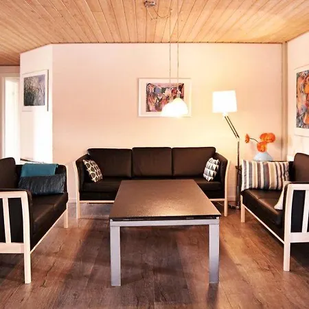 Sleeps 22 Pool Wifi Vakantiehuis