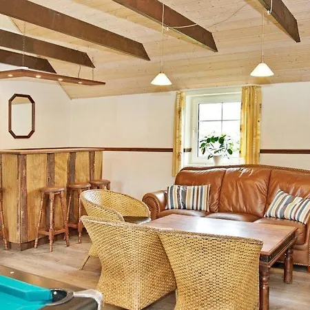 Vakantiehuis Sleeps 22 Pool Wifi