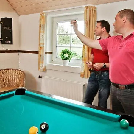 Sleeps 22 Pool Wifi Vakantiehuis